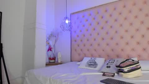 Snapshot of denisse_logan chatting on July 1, 2026, 3:08 am denisse_logan online show from July 1, 2026, 3:08 am