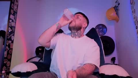 Oliver online show from September 12, 2025, 4:45 am