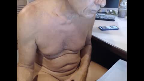 Snapshot of denn_jett chatting on September 14, 2025, 2:05 pm Den  Jet online show from September 14, 2025, 2:05 pm