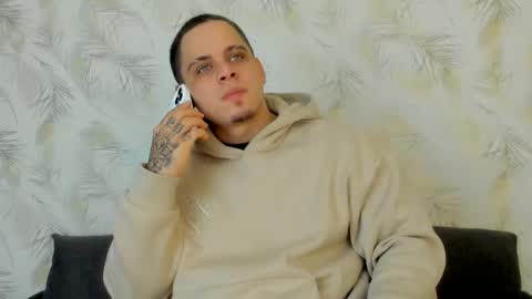 Snapshot of dennis_munera chatting on January 8, 2025, 12:37 pm dennis munera online show from January 8, 2025, 12:37 pm