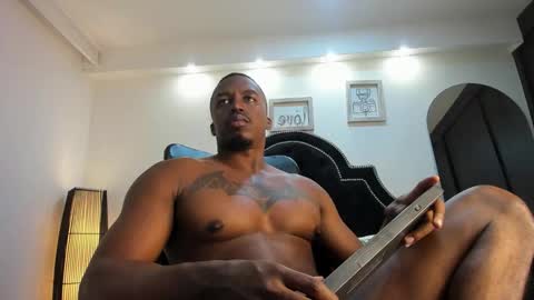 denzelrios online show from December 1, 2025, 9:42 pm