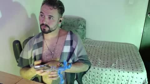 Dereck Mills3 online show from March 15, 2026, 2:50 am