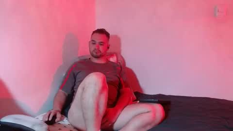 Snapshot of dereck_mills3 chatting on April 25, 2026, 3:31 am Dereck Mills3 online show from April 25, 2026, 3:31 am