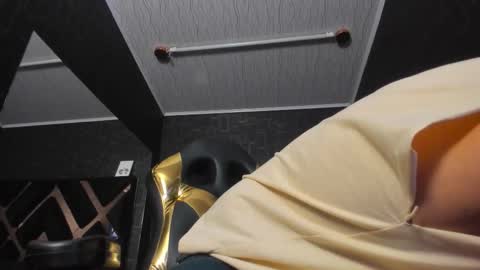 Snapshot of dereck_monroe chatting on February 15, 2026, 10:03 am Dereck online show from February 15, 2026, 10:03 am