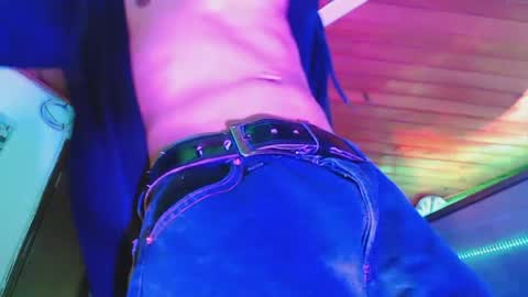 Snapshot of dereck_monroe chatting on August 5, 2026, 4:59 am Dereck online show from August 5, 2026, 4:59 am