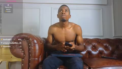dereckwolf_ online show from October 17, 2025, 12:30 pm