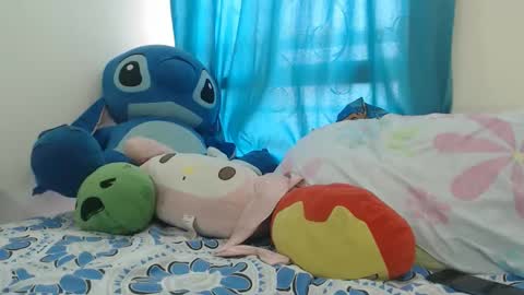 derek_44 online show from April 5, 2026, 8:28 pm