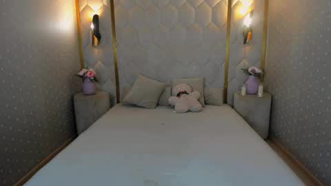 Derek online show from January 11, 2026, 7:52 pm