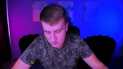 Snapshot of derek_hawk_ chatting on December 4, 2025, 9:40 am derek_hawk_ online show from December 4, 2025, 9:40 am