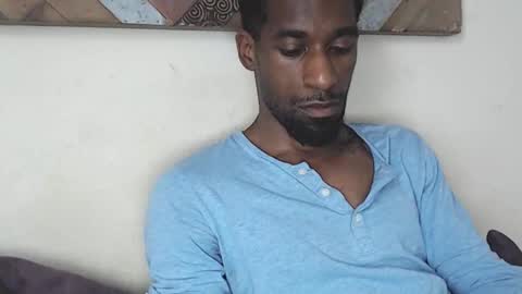 Snapshot of derekthetruth2 chatting on March 1, 2026, 11:18 pm derekthetruth2 online show from March 1, 2026, 11:18 pm