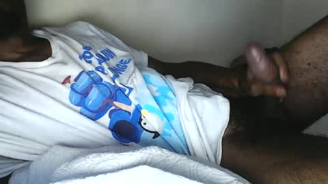 Snapshot of derekthetruth2 chatting on July 3, 2026, 1:01 am derekthetruth2 online show from July 3, 2026, 1:01 am