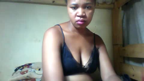 Snapshot of derissa chatting on March 19, 2026, 5:55 am derissa online show from March 19, 2026, 5:55 am