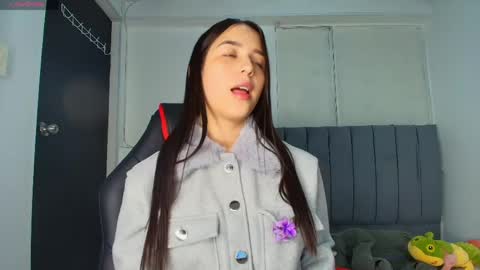 derly_cuervo703031 online show from May 13, 2026, 1:52 pm