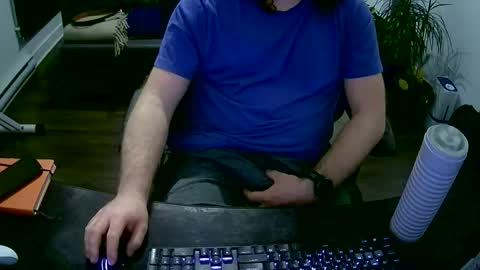 Snapshot of desdisdes chatting on April 29, 2026, 3:54 am desdisdes online show from April 29, 2026, 3:54 am