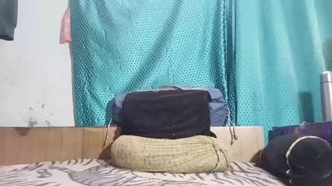 desi_boy799417 online show from February 12, 2025, 5:26 am