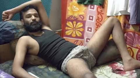 desi_boy799417 online show from October 12, 2025, 7:13 pm