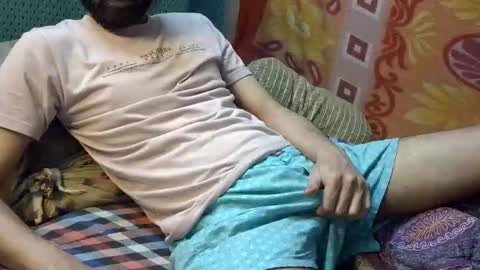 desi_boy799417 online show from April 4, 2026, 7:28 am