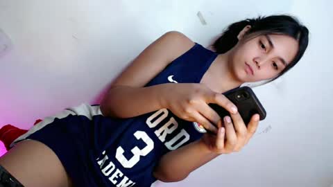 Snapshot of desirable_rica chatting on July 2, 2026, 10:16 pm desirable_rica online show from July 2, 2026, 10:16 pm