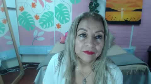 VALERIA online show from November 8, 2025, 4:18 pm