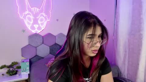 TORI AND MR. BEAR online show from January 12, 2025, 6:16 pm