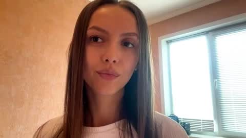 Snapshot of desirewingard chatting on April 15, 2026, 3:13 am Ksenia online show from April 15, 2026, 3:13 am