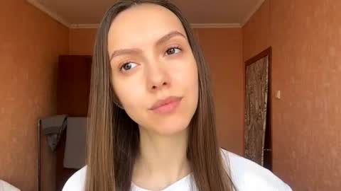 Snapshot of desirewingard chatting on April 22, 2026, 2:36 am Ksenia online show from April 22, 2026, 2:36 am