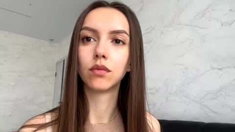 Snapshot of desirewingard chatting on May 5, 2026, 2:41 am Ksenia online show from May 5, 2026, 2:41 am