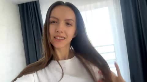 Snapshot of desirewingard chatting on May 20, 2026, 2:51 am Ksenia online show from May 20, 2026, 2:51 am