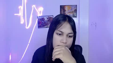 Snapshot of dess_morena chatting on June 12, 2026, 8:35 am Dess online show from June 12, 2026, 8:35 am