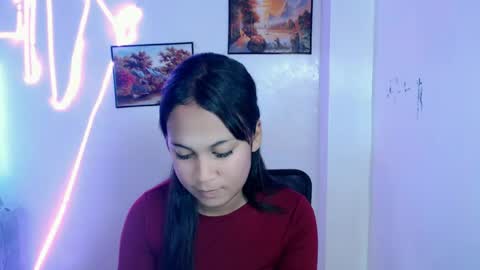 Snapshot of dess_morena chatting on June 25, 2026, 3:38 pm Dess online show from June 25, 2026, 3:38 pm