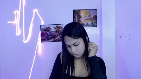 Snapshot of dess_morena chatting on July 1, 2026, 8:38 am Dess online show from July 1, 2026, 8:38 am