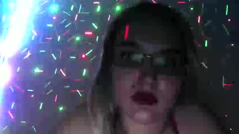 Kendra online show from November 28, 2025, 6:10 pm