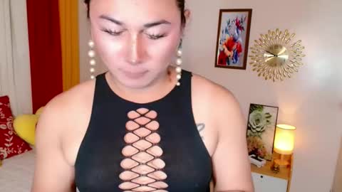 destenierose online show from February 6, 2026, 12:26 am