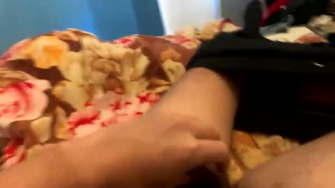 Snapshot of destrosandotelculo chatting on October 13, 2025, 8:36 am destrosandotelculo online show from October 13, 2025, 8:36 am