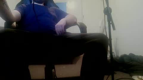 destroyingunit online show from June 17, 2026, 5:54 am