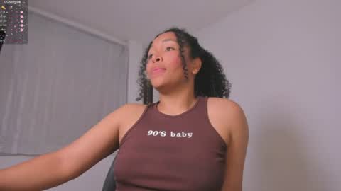 Snapshot of desty_y chatting on July 6, 2026, 3:36 pm desty_y online show from July 6, 2026, 3:36 pm