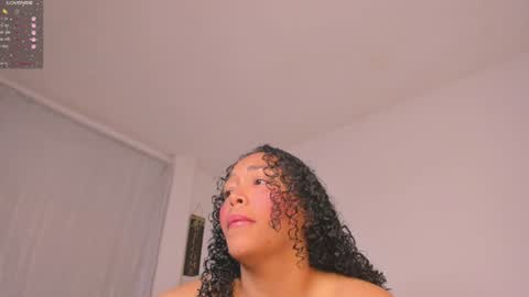 Snapshot of desty_y chatting on August 3, 2026, 9:37 am desty_y online show from August 3, 2026, 9:37 am
