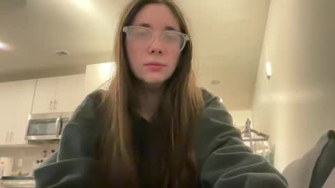 Snapshot of detroitbaddie chatting on February 18, 2025, 2:06 pm detroitbaddie online show from February 18, 2025, 2:06 pm