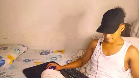 deus_steim online show from November 30, 2025, 2:26 am