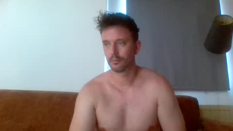 Snapshot of deutero1986 chatting on July 13, 2026, 5:05 pm deutero1986 online show from July 13, 2026, 5:05 pm