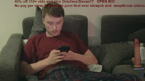 Snapshot of devantheplug chatting on June 29, 2026, 8:09 am Devan online show from June 29, 2026, 8:09 am