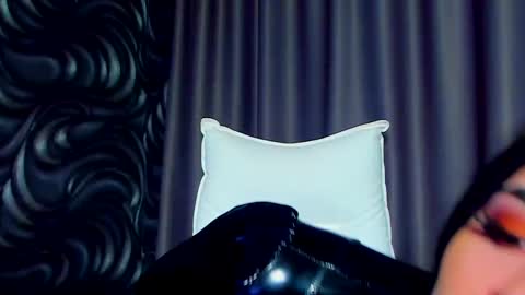 Snapshot of devashaqueen chatting on February 15, 2025, 12:54 pm Devasha online show from February 15, 2025, 12:54 pm