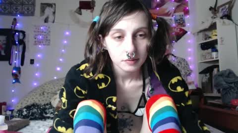 poutyangel online show from February 24, 2025, 8:06 am