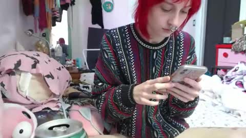 poutyangel online show from April 22, 2026, 7:26 pm