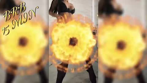 Devill2222 online show from April 18, 2026, 7:40 pm