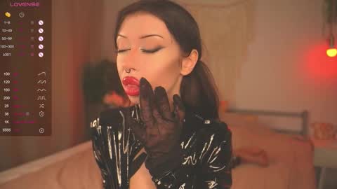  CIBELLE  online show from September 21, 2025, 3:57 pm