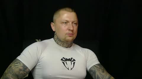 Snapshot of devilwithtats chatting on June 7, 2026, 8:18 am Lucian online show from June 7, 2026, 8:18 am