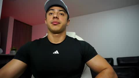 Snapshot of devin_hunter chatting on January 3, 2025, 3:05 am Devin Hunter online show from January 3, 2025, 3:05 am