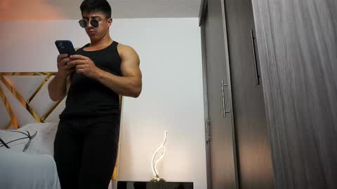 Snapshot of devin_hunter chatting on March 3, 2025, 11:24 pm Devin Hunter online show from March 3, 2025, 11:24 pm