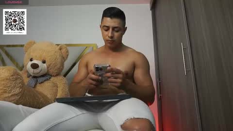 Devin Hunter online show from November 24, 2025, 10:53 pm